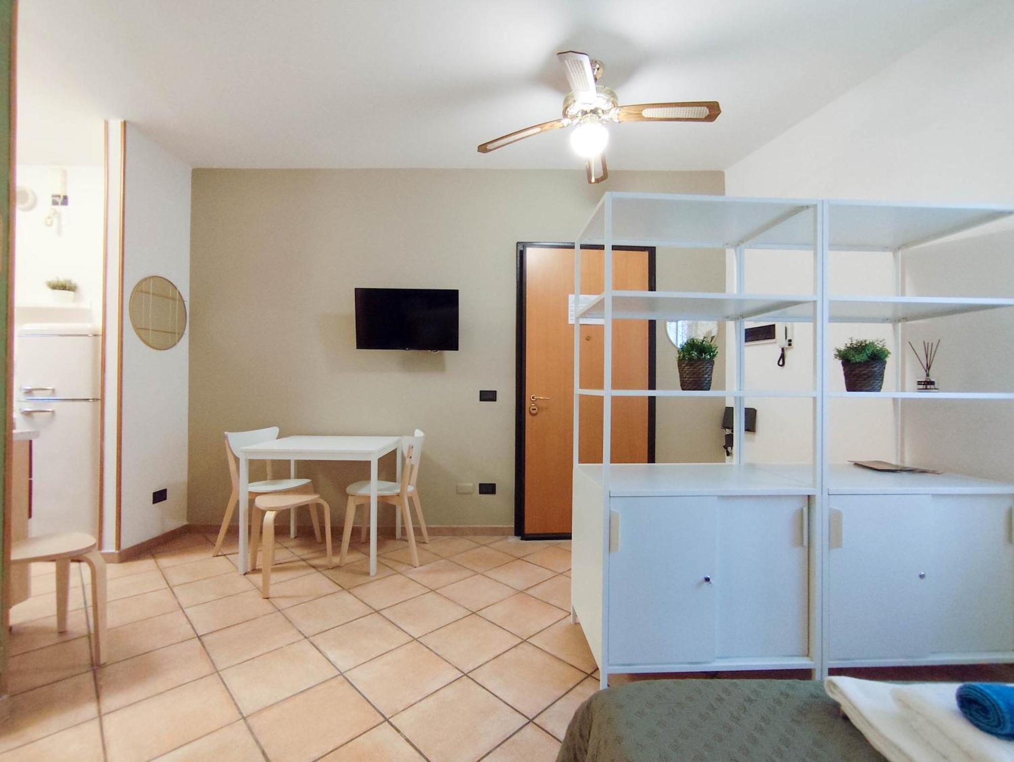 Nel Centro Di Desenzano Apartment Desenzano del Garda Luaran gambar
